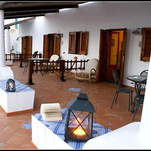 Pedra Apartahotel