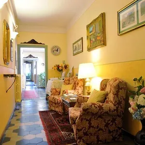 Bellevue House 3*, Florence Italie