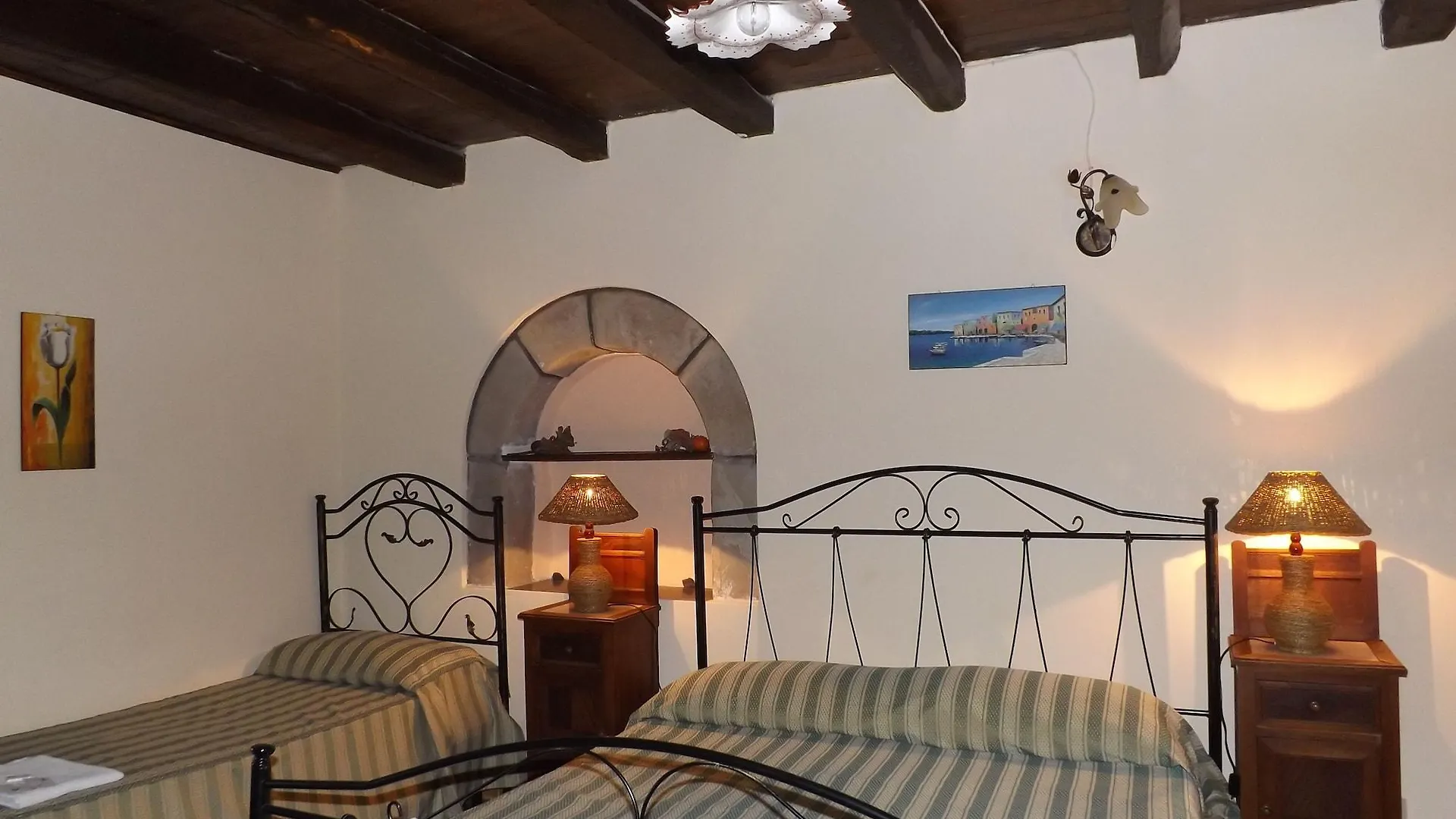 Albergo Diffuso Borgo Santa Caterina Castiglione De Sicilia 3*,  Italia